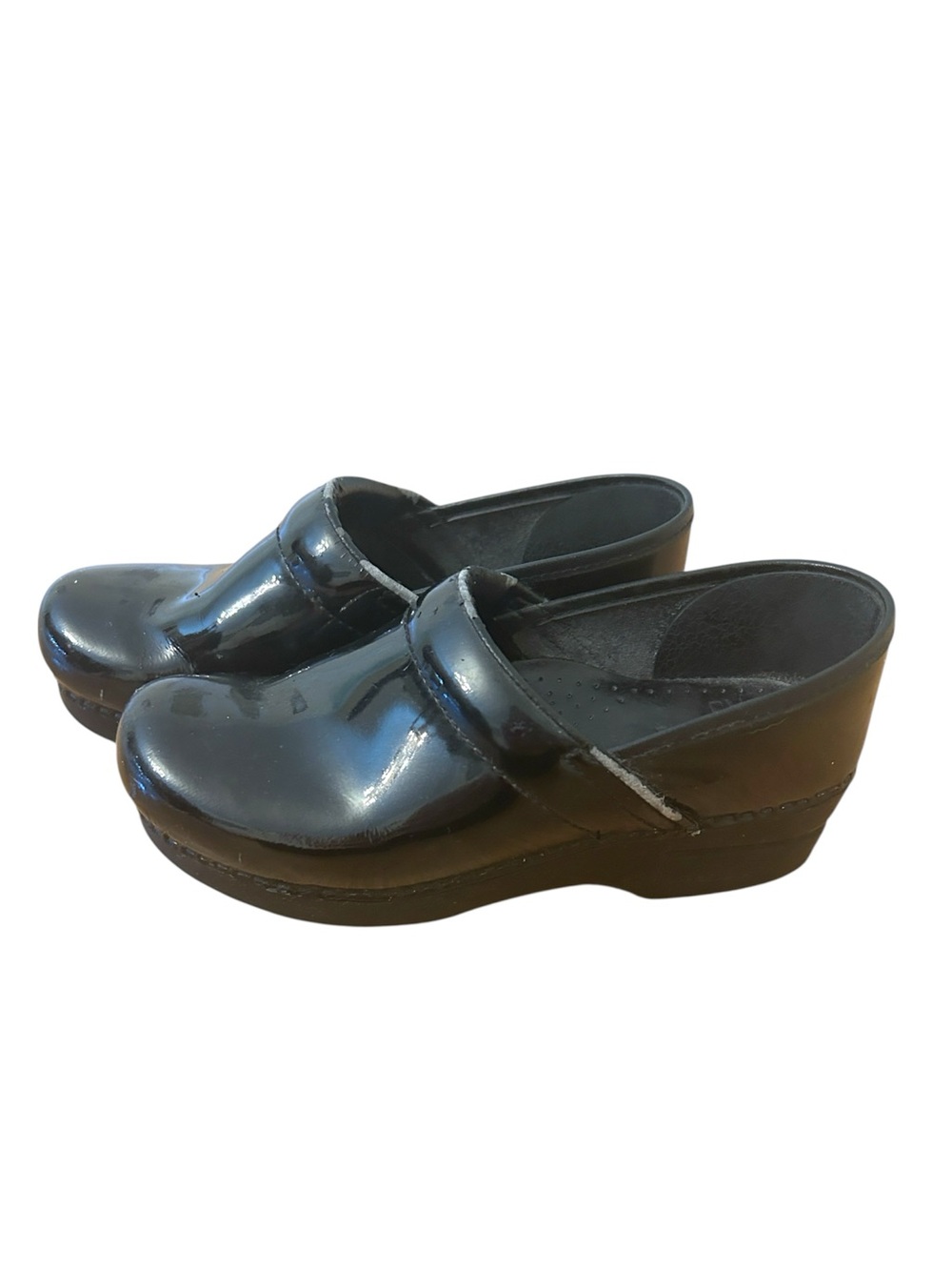 Dansko Professional Black
Patent Leather Nursing Clogs
Shoes EU size 39